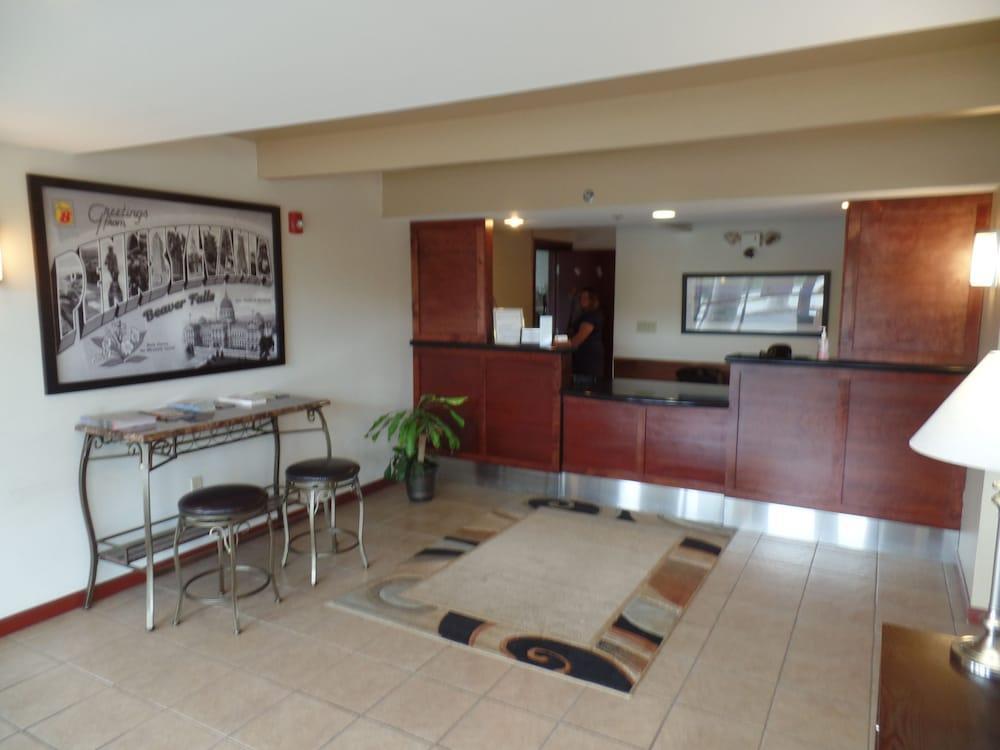 Super 8 By Wyndham Beaver Falls Buitenkant foto